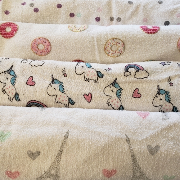 Burp Cloths - Bundle of 4 - Picture 1 of 5